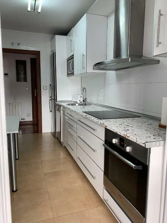 Apartamento En Bilbao Con Parking Gratis 0*,  Spanien